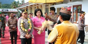Kapolda Resmikan Barak Dalmas saat Kunker ke Polres Bolmong