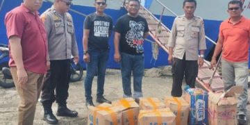 Polsek Pelabuhan Manado Amankan 125 Liter Cap Tikus