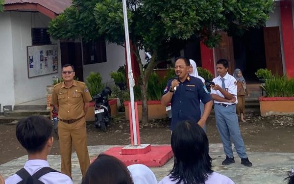 Peduli Milenial, Polres Sambangi SMAN 2 Kotamobagu