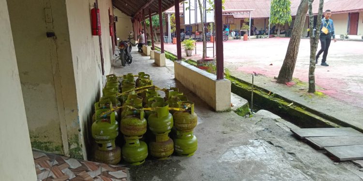 Polres Kotamobagu Amankan Puluhan Tabung Gas LPG 3 Kilogram